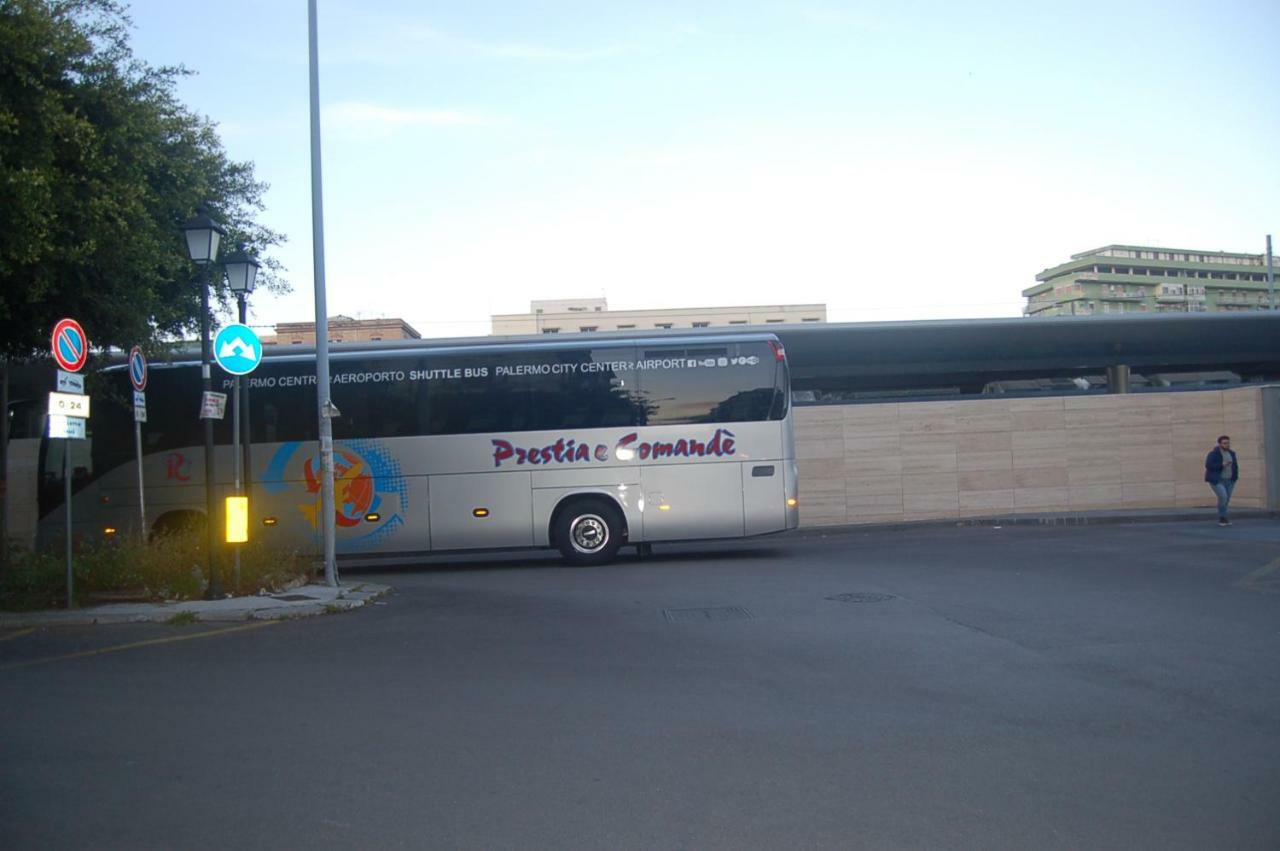 Bed and Breakfast Terminal Bus Cairoli à Palerme Extérieur photo